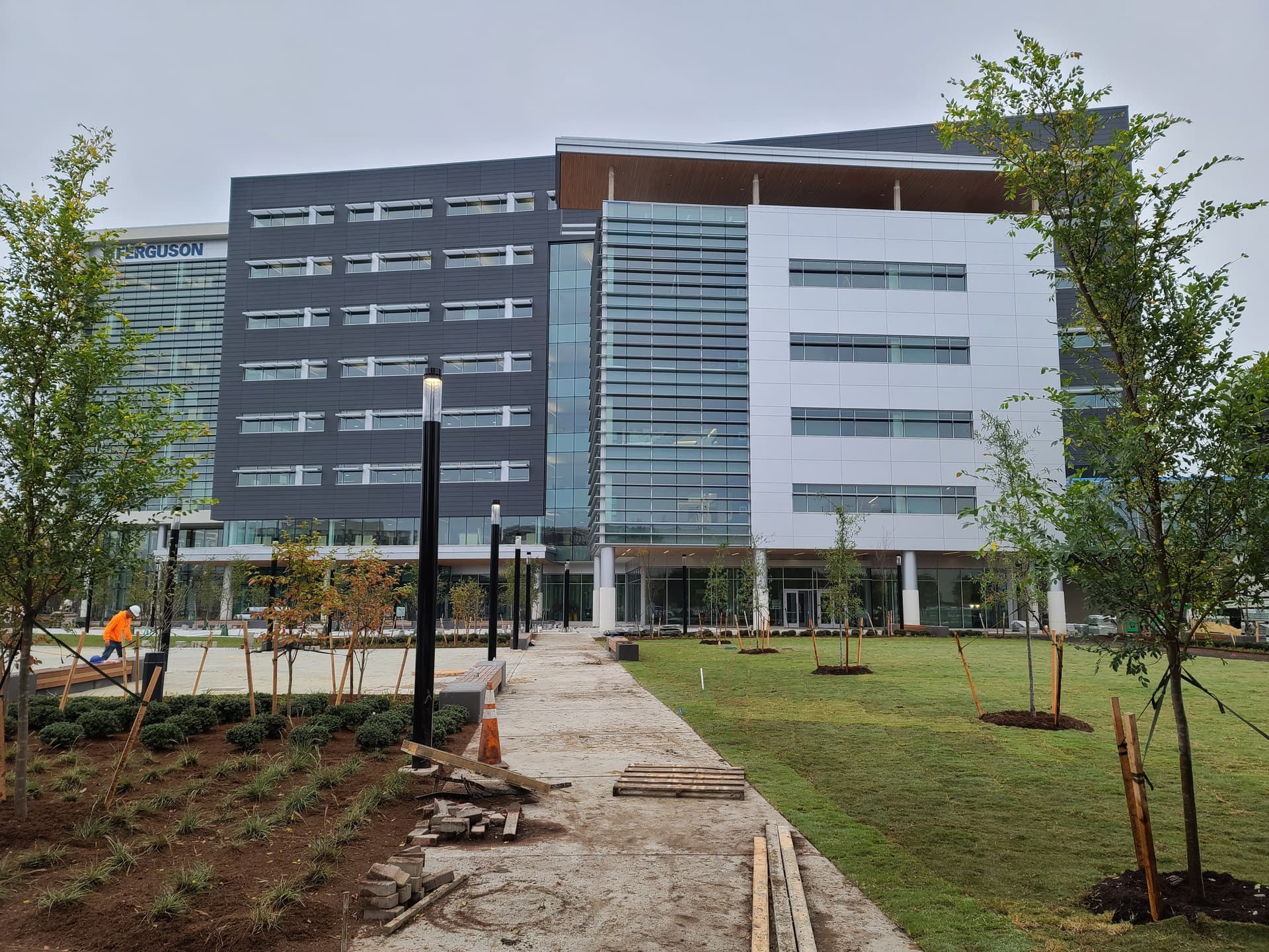 Luxury Commercial Landscape Virginia